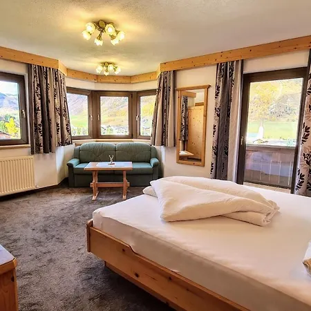 Garni Romantica Bed and Breakfast Galtür