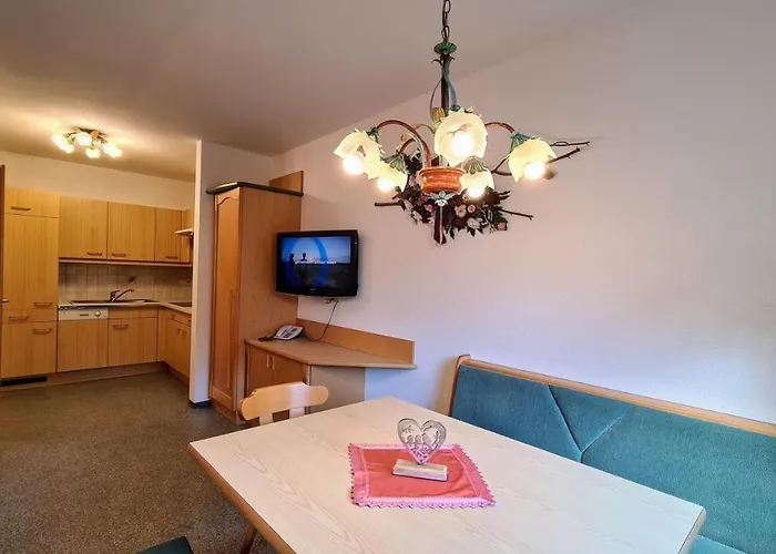 Garni Romantica فندق مبيت وإفطار غالتور